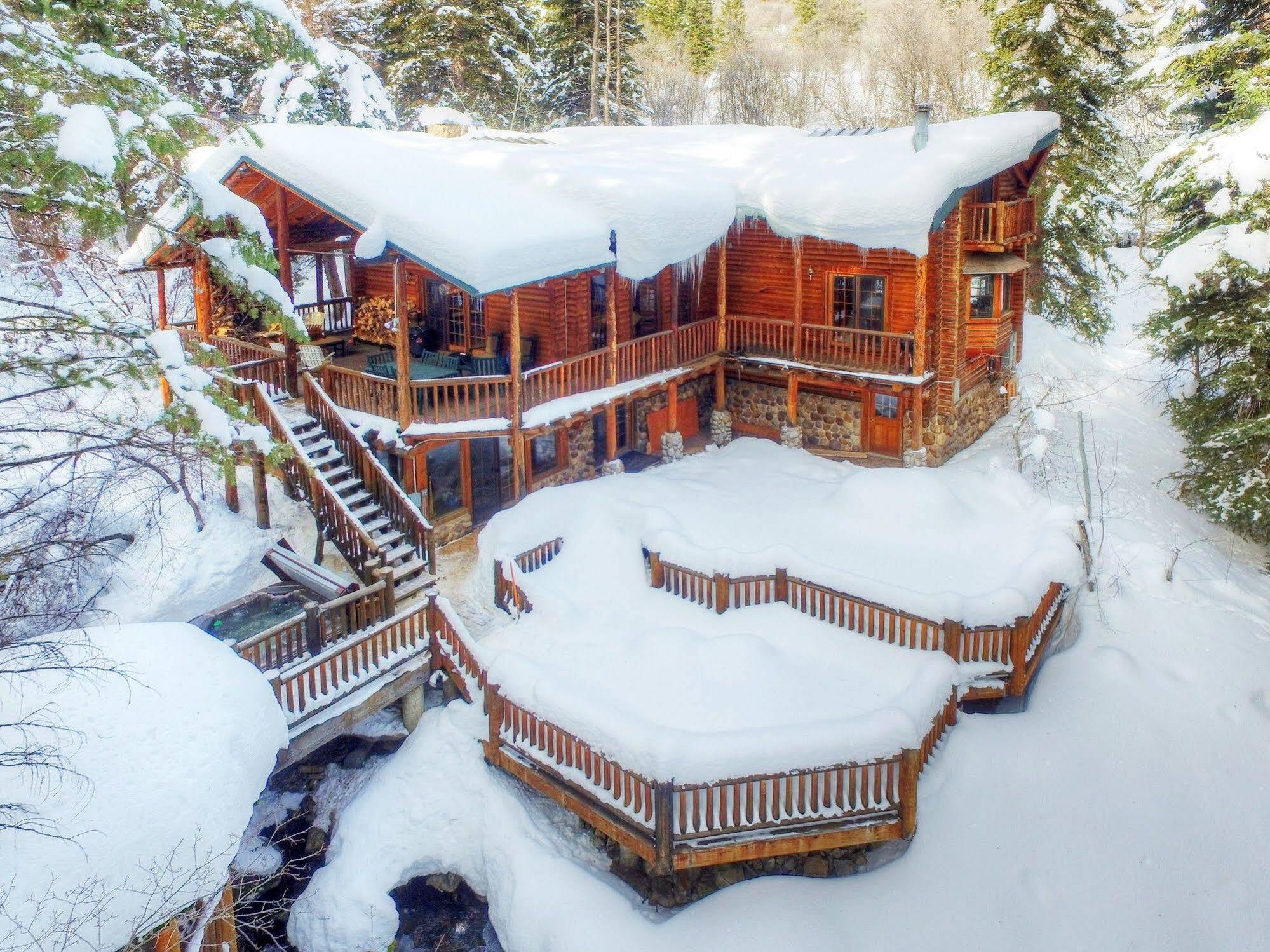 Log Cabin On The Stream Sundance Eksteriør bilde